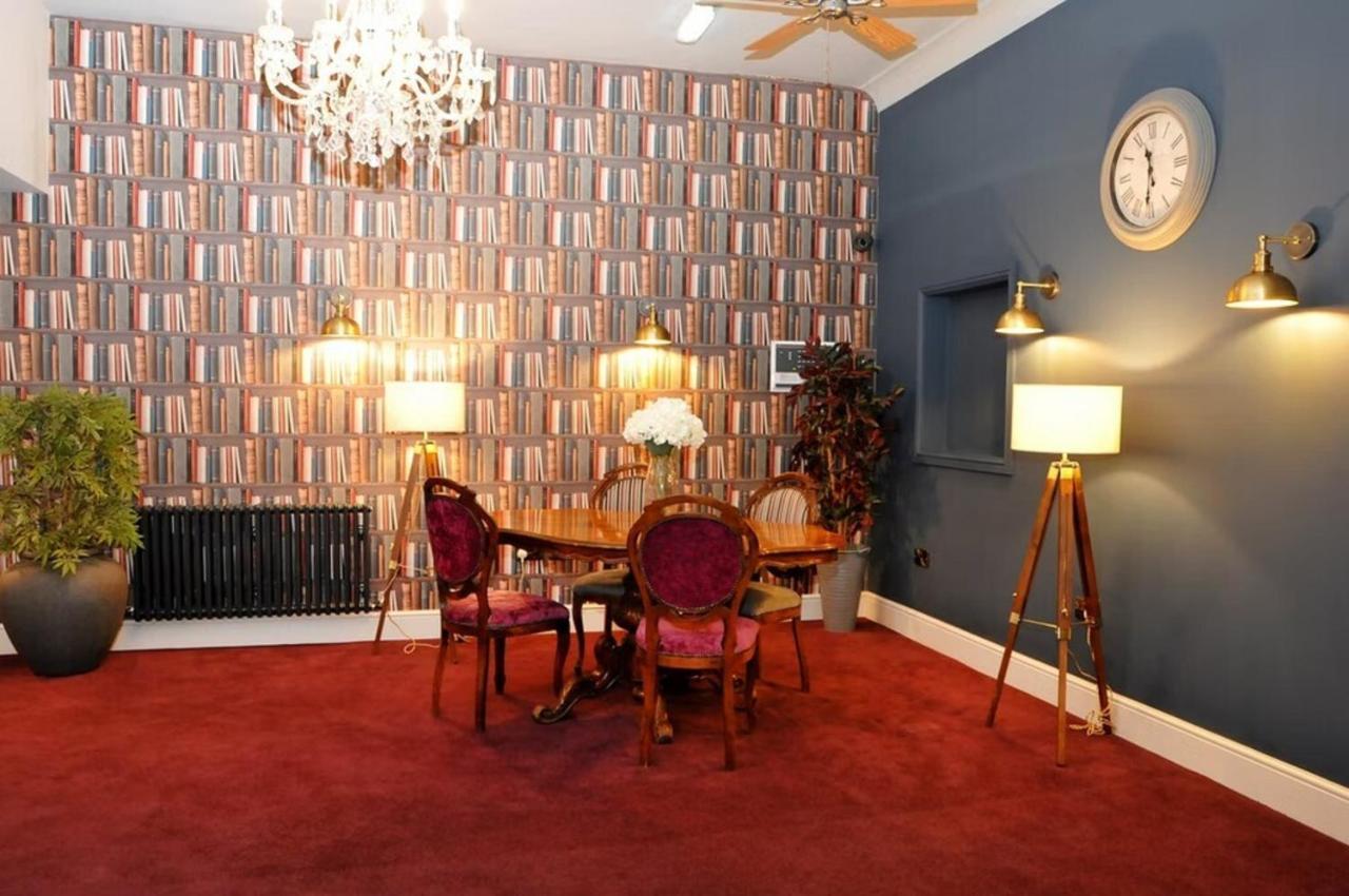The Royal Hotel Crewe, A Brilliant Collection, Powered By Oyo Luaran gambar