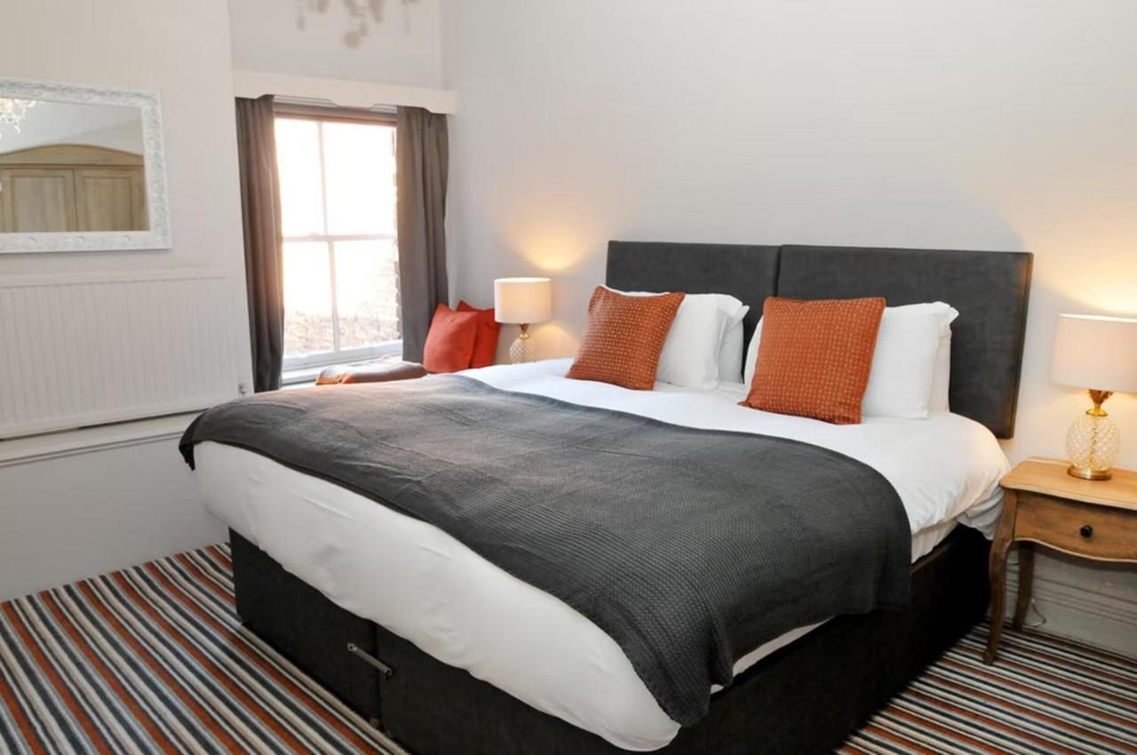 The Royal Hotel Crewe, A Brilliant Collection, Powered By Oyo Luaran gambar