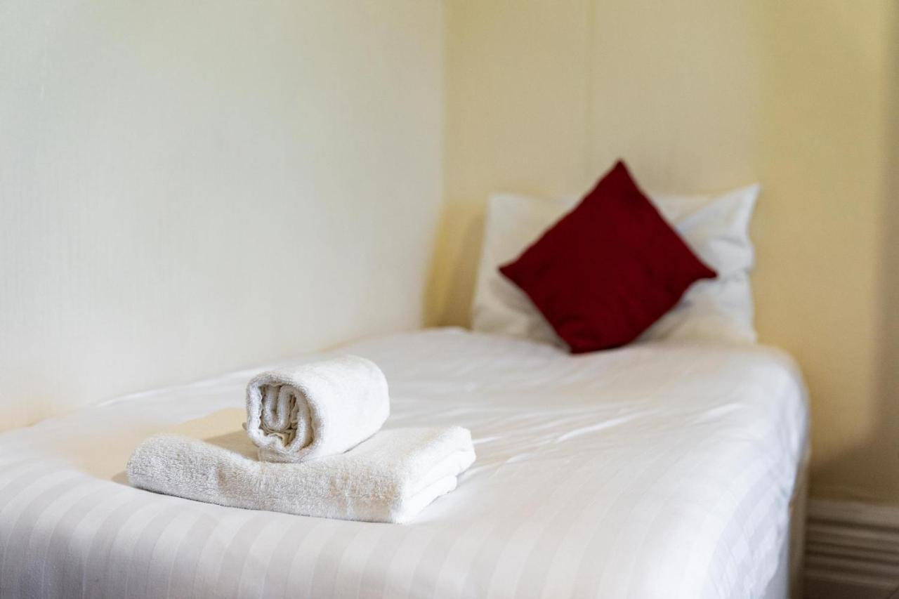 The Royal Hotel Crewe, A Brilliant Collection, Powered By Oyo Luaran gambar