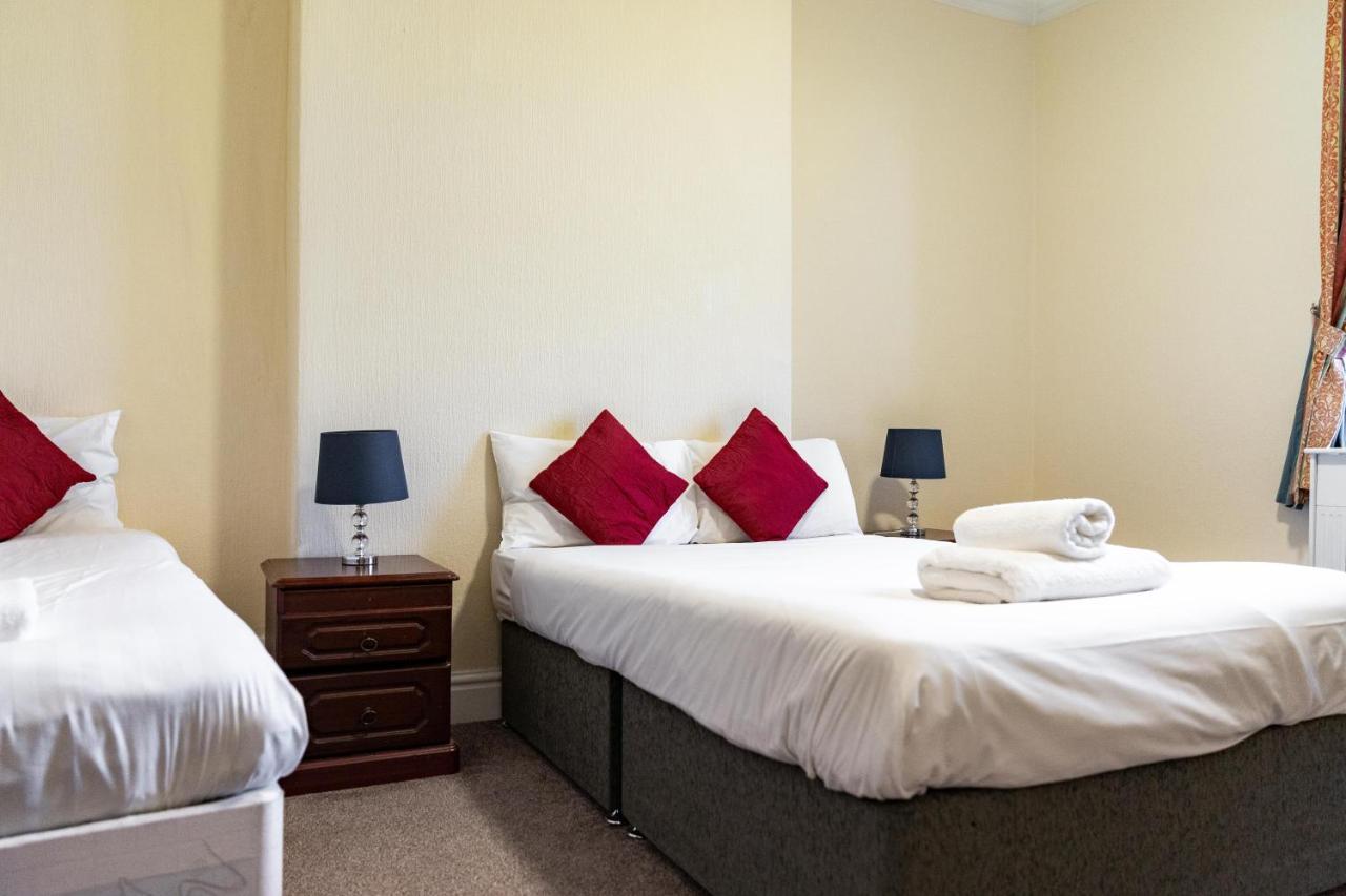The Royal Hotel Crewe, A Brilliant Collection, Powered By Oyo Luaran gambar